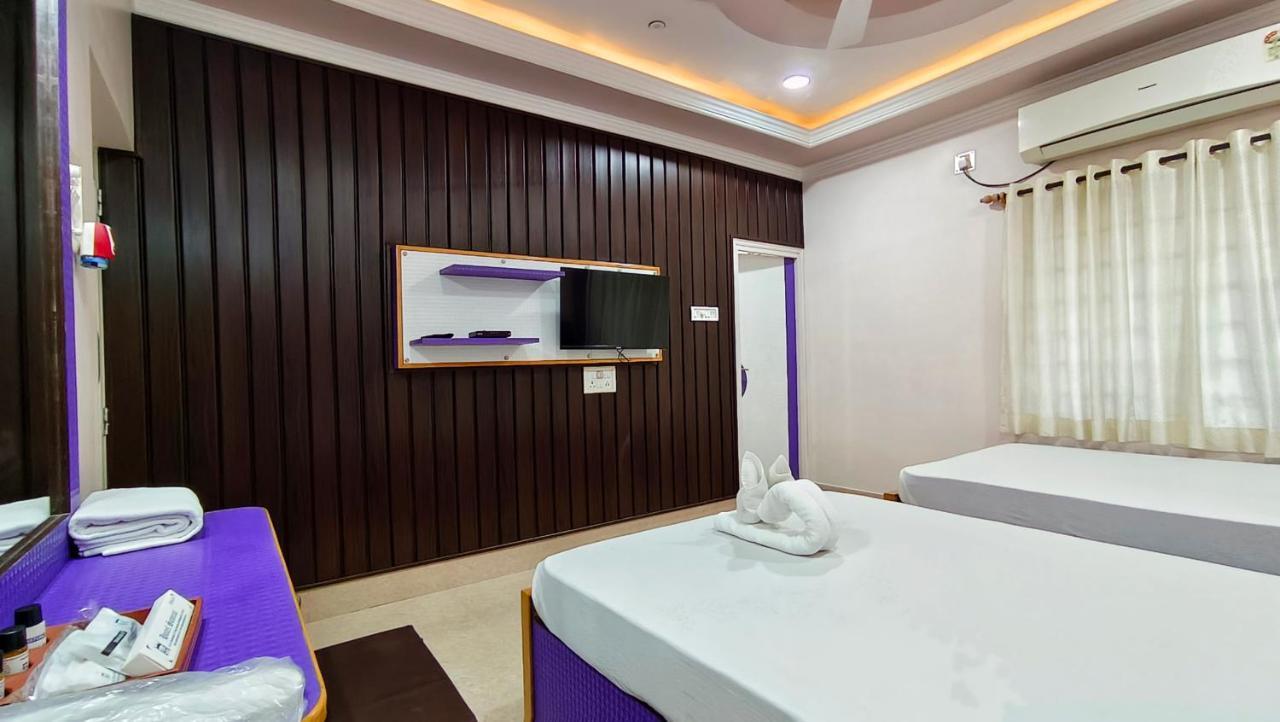 Hotel Samrat Baharampur Exterior photo