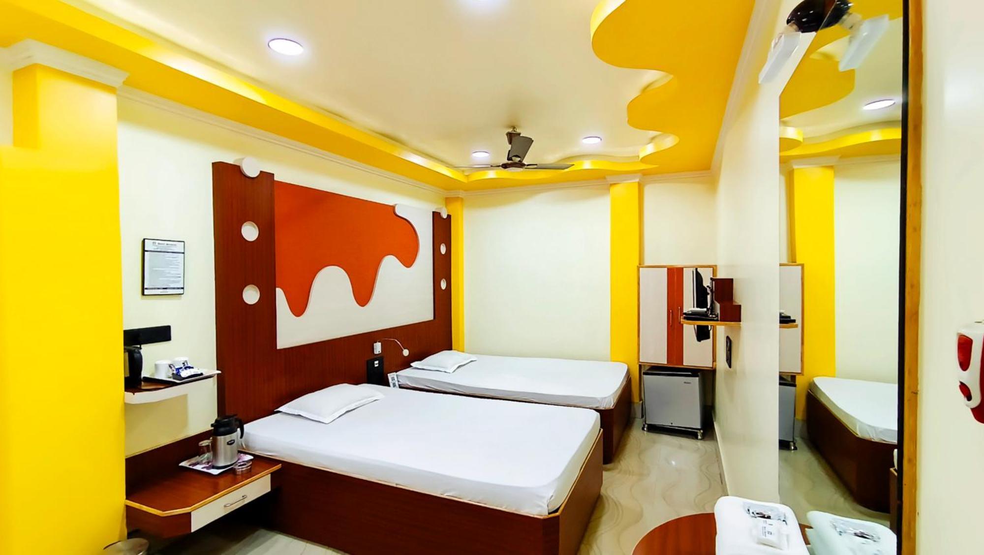 Hotel Samrat Baharampur Exterior photo